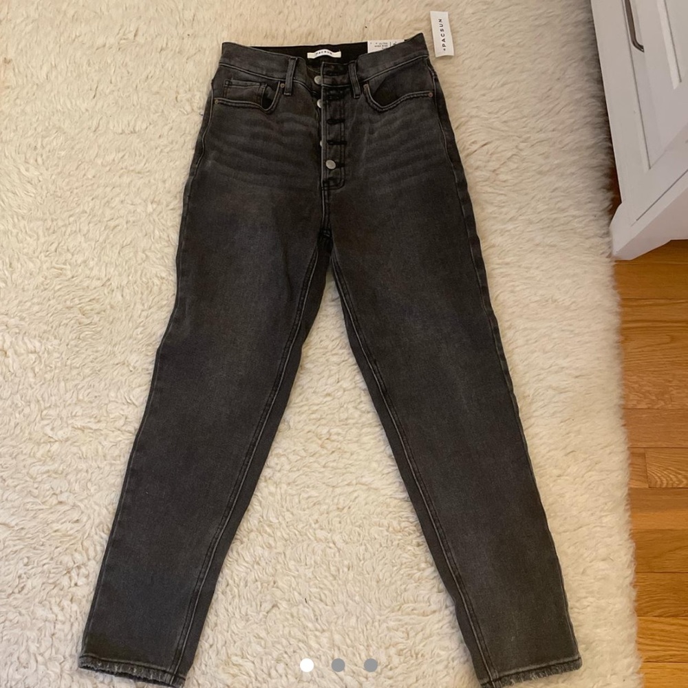Black mom jeans from Pacsun, size 26, new with tags